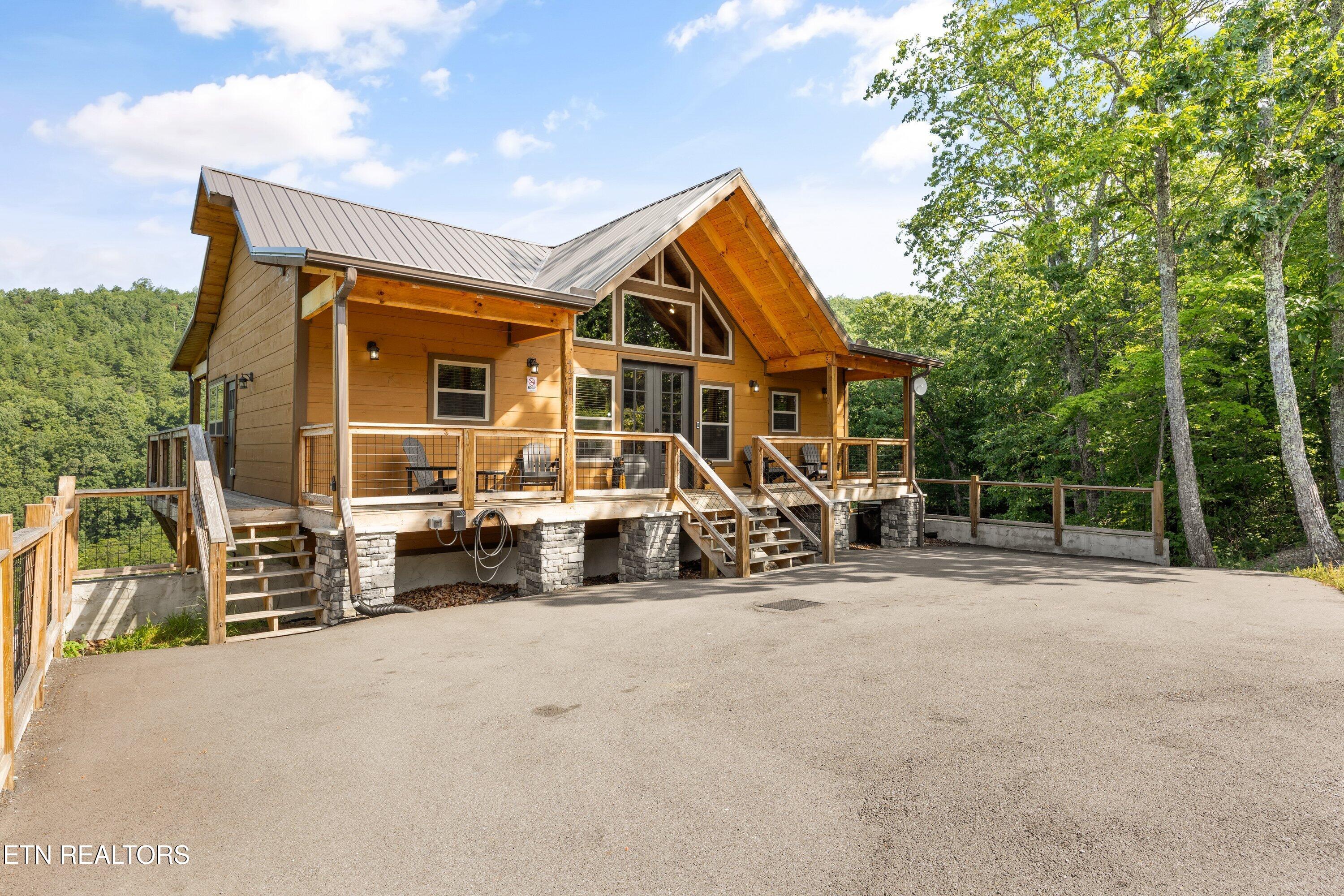 4471 Stackstone Rd