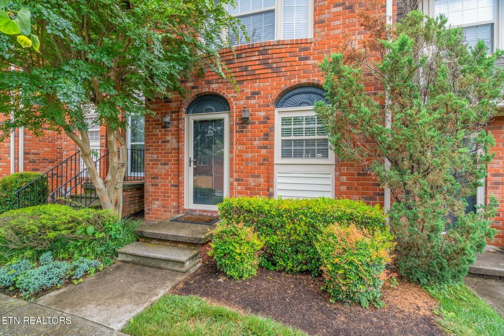 Photo of 6523 Deane Hill Drive #13, Knoxville, TN 37919 (MLS # 1307935)