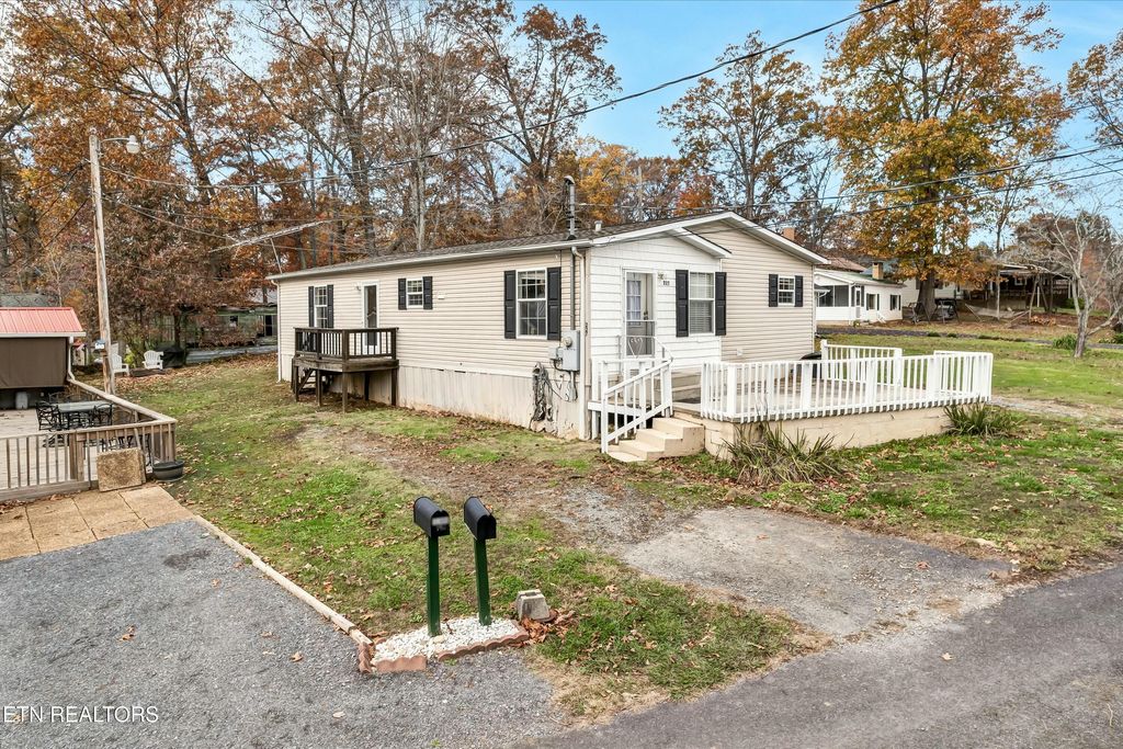 Photo of 227 Clearview St, Rutledge, TN 37861 (MLS # 1283731)