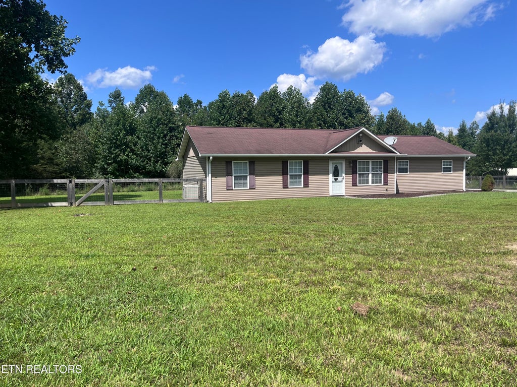 Photo of 29 Mount Vernal Rd, Rockwood, TN 37854 (MLS # 1352840)