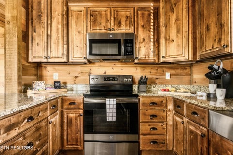 Tiny photo for 2920 Misty Bluff Tr, Sevierville, TN 37862 (MLS # 1359764)