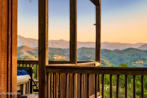 Tiny photo for 2920 Misty Bluff Tr, Sevierville, TN 37862 (MLS # 1359764)