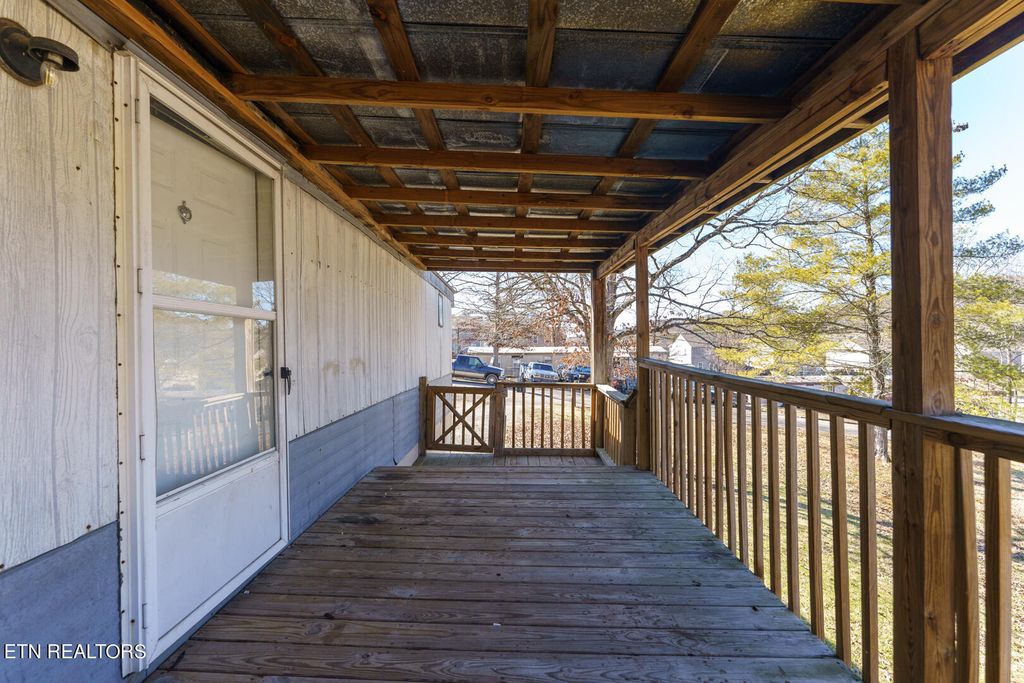 Photo of 9520 Raccoon Woods Rd, Heiskell, TN 37754 (MLS # 1252097)