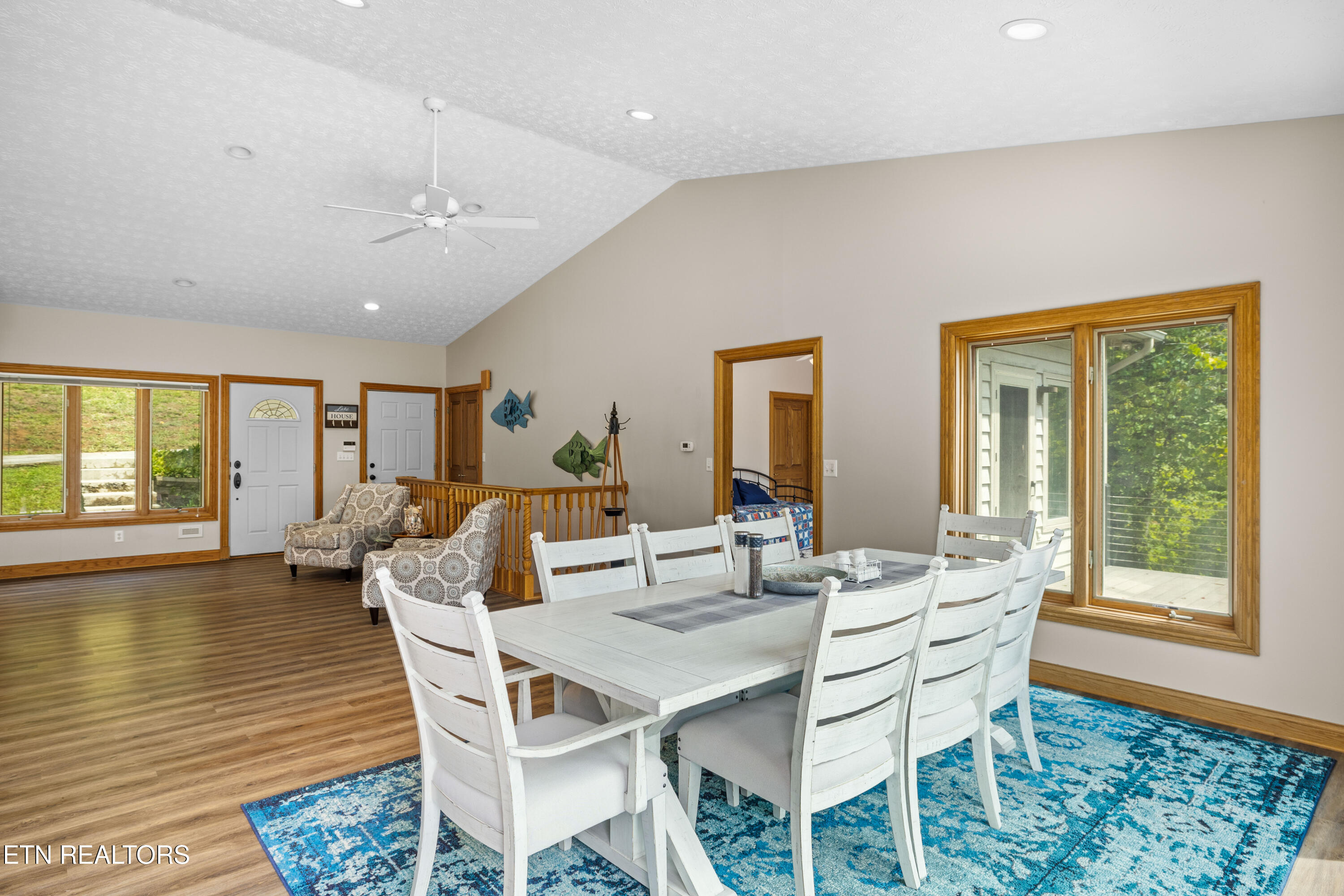 1691 Cove Pointe Rd