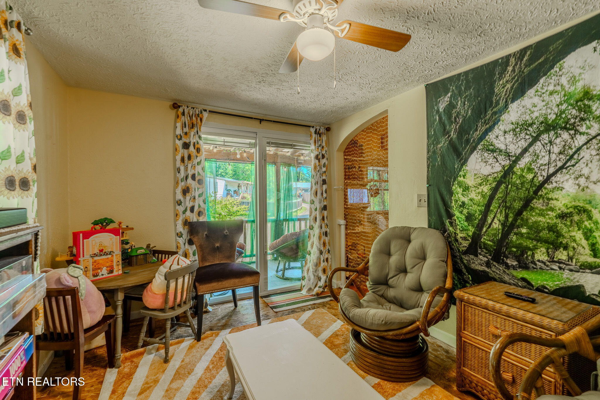 891 Tolley Hollow Rd