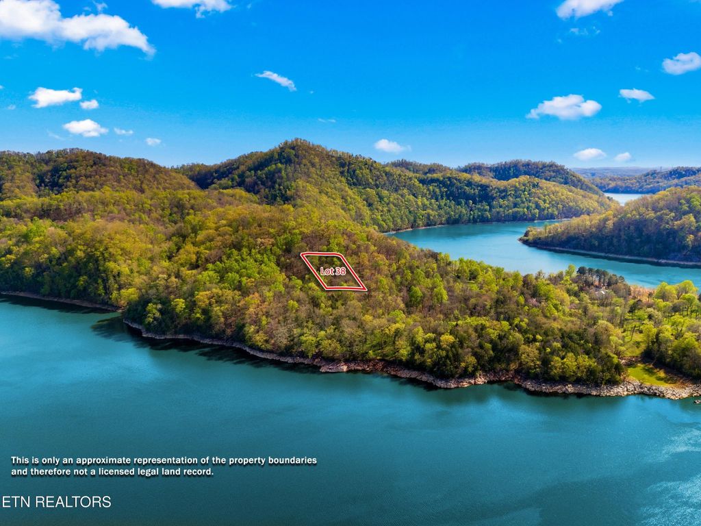 Photo of 5 Oaks Circle, Whitesburg, TN 37891 (MLS # 1335882)