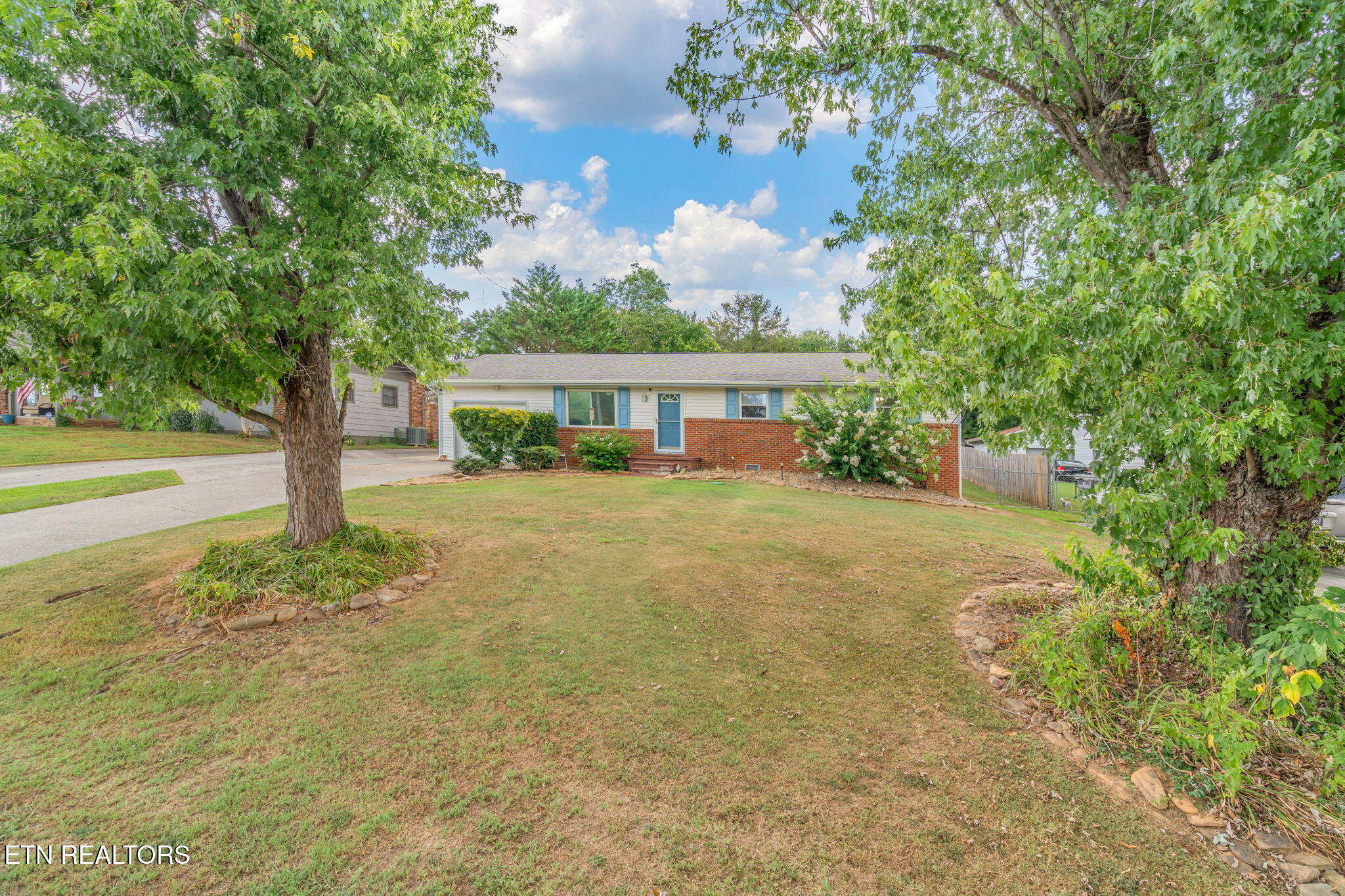 3523 Brookfield Lane