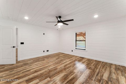 Tiny photo for 231 Sunset Boulevard Blvd, White Pine, TN 37890 (MLS # 1323322)
