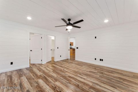 Tiny photo for 231 Sunset Boulevard Blvd, White Pine, TN 37890 (MLS # 1323322)