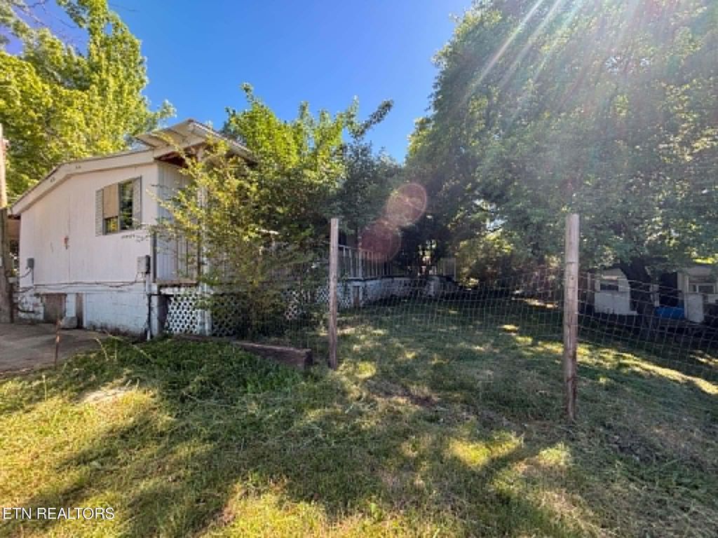 Photo of 1604 Lamar St, Athens, TN 37303 (MLS # 1340880)