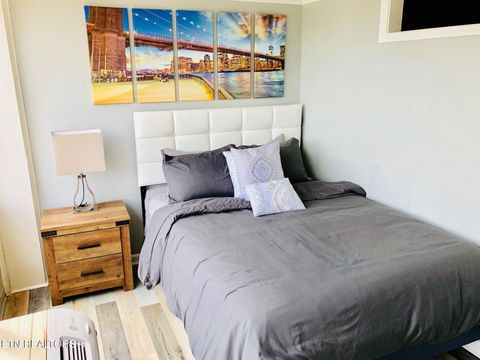 Tiny photo for 1700 Clinch Ave #307, Knoxville, TN 37916 (MLS # 1331188)