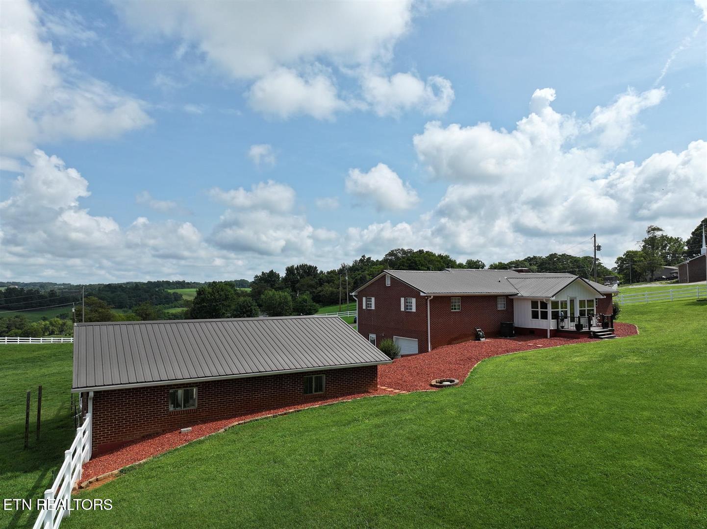 1256 S Old Kentucky Rd