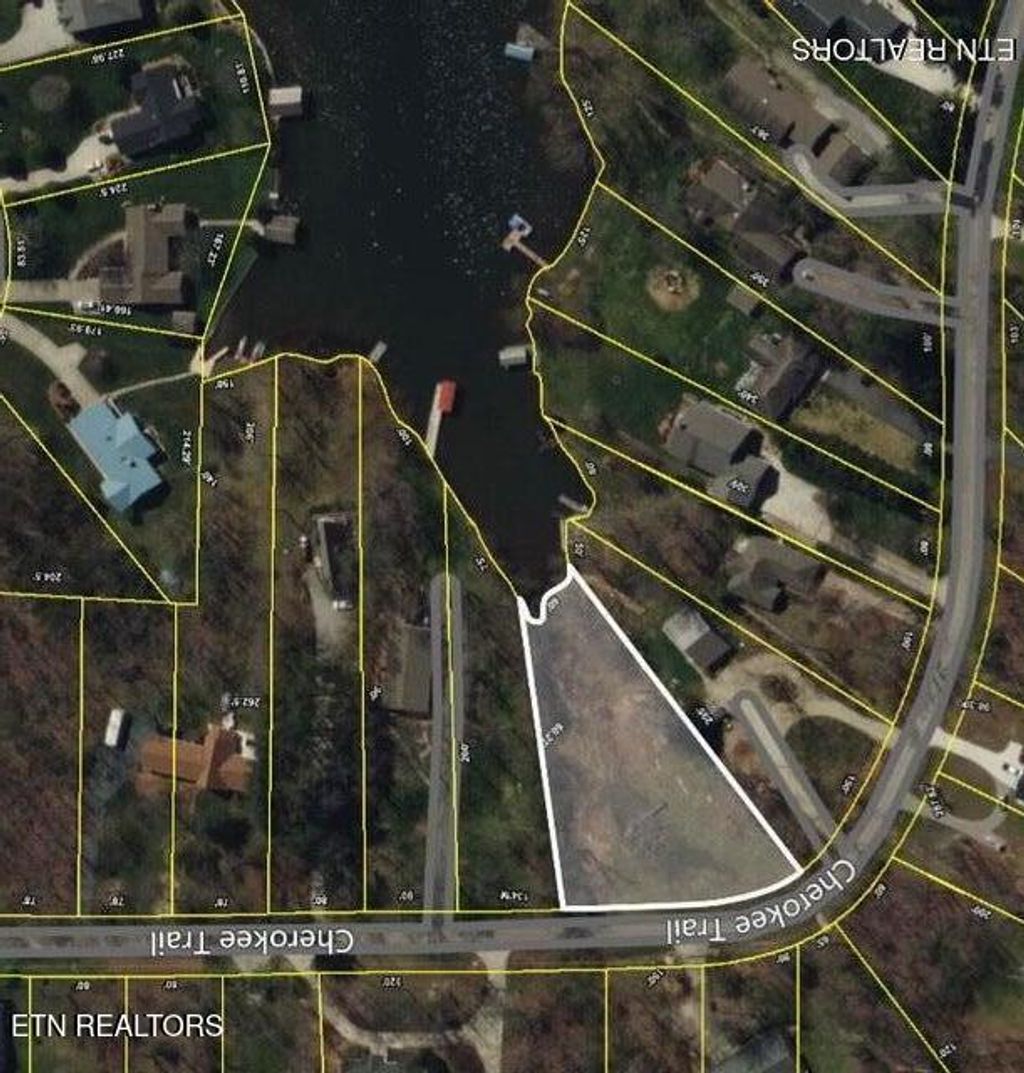 Photo of 8317 Cherokee Tr, Crossville, TN 38572 (MLS # 1337602)