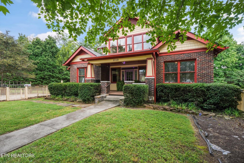 Photo of 1310 Luttrell St, Knoxville, TN 37917 (MLS # 1353647)