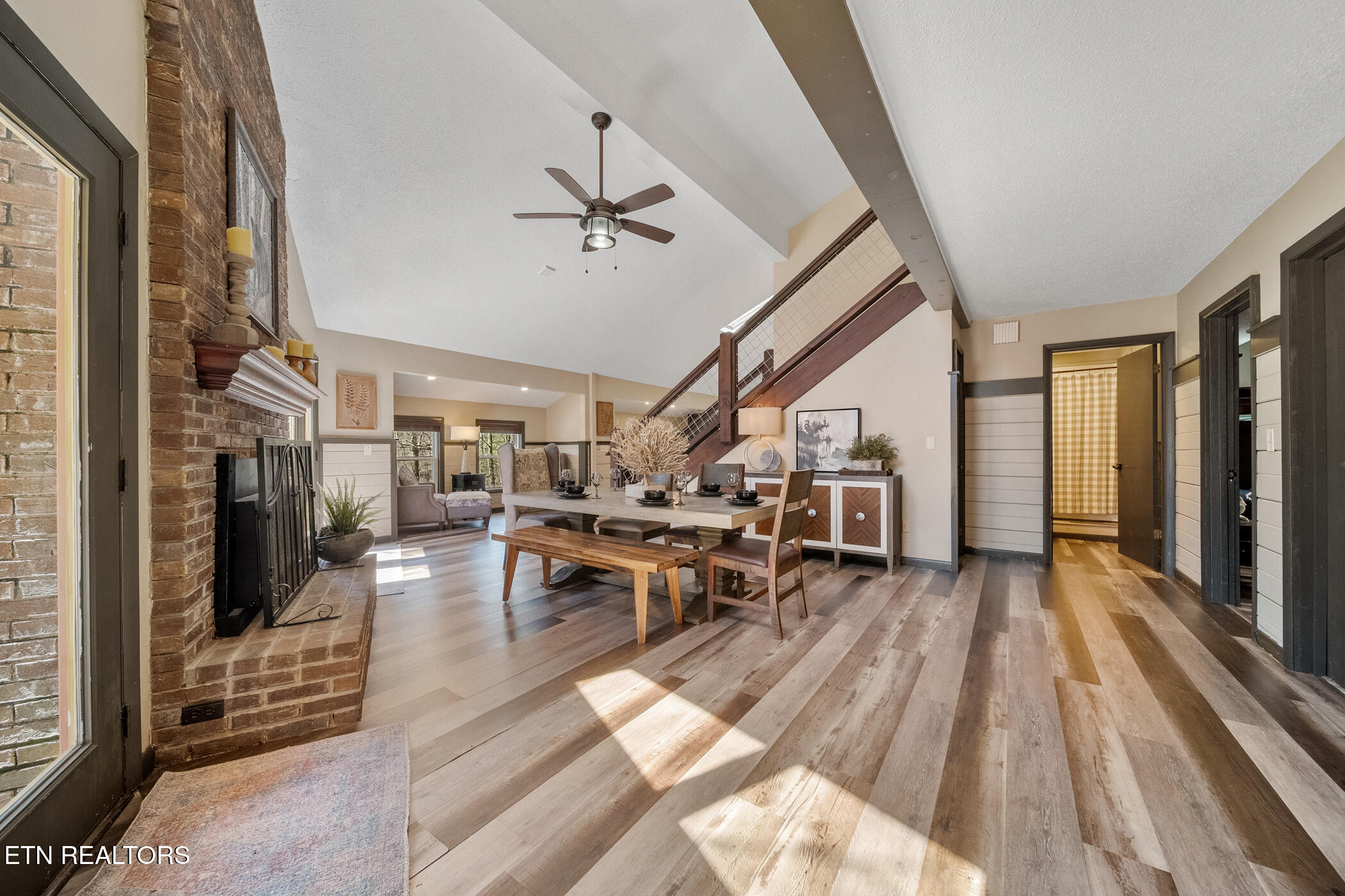 1634 Spruce Dr