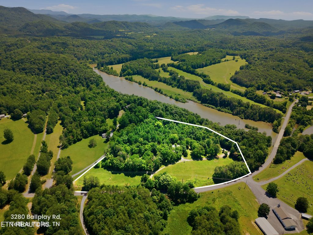 Photo of 3280 Ballplay Rd, Madisonville, TN 37354 (MLS # 1345436)
