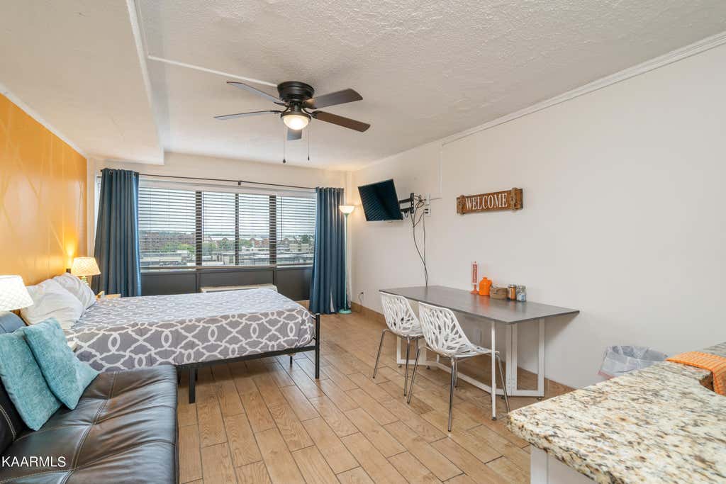 Photo of 1700 Clinch Ave #613, Knoxville, TN 37916 (MLS # 1236963)
