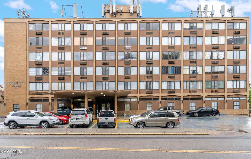 Photo of 1700 Clinch Ave #613, Knoxville, TN 37916 (MLS # 1236963)