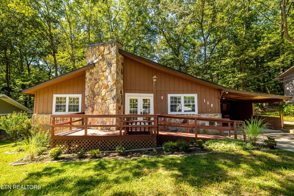 Photo of 112 Jasper Drive, Crossville, TN 38558 (MLS # 1310888)