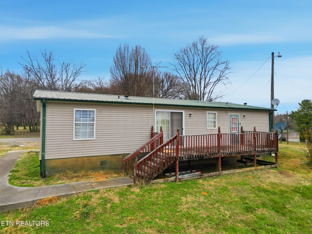 Photo of 950 Easter Rd, Loudon, TN 37774 (MLS # 1325729)