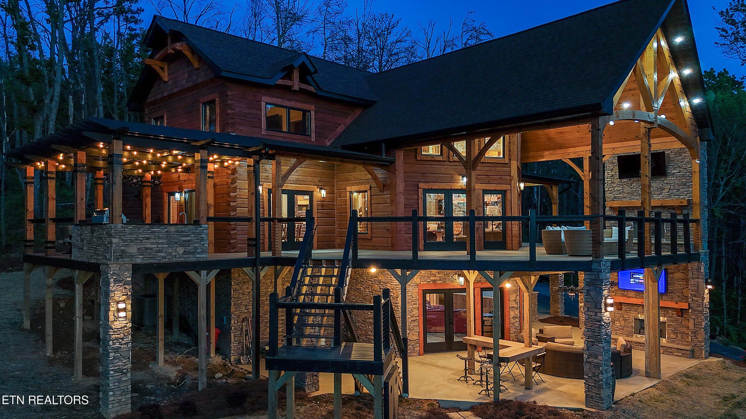 2203 Ridgeland Circle