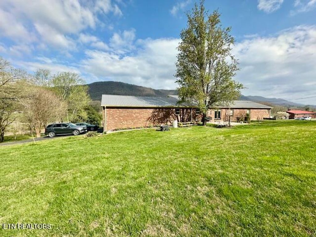 Photo of 4139 Old State Highway 63, Speedwell, TN 37870 (MLS # 1334953)