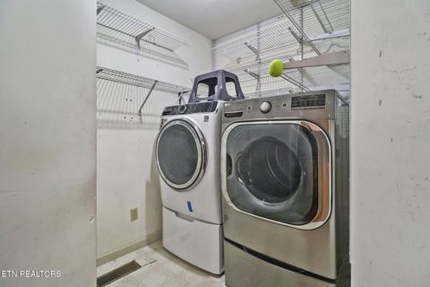 Tiny photo for 233 Redmon Rd, Wartburg, TN 37887 (MLS # 1324227)