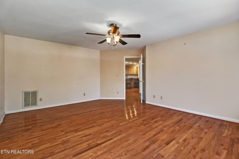 Tiny photo for 233 Redmon Rd, Wartburg, TN 37887 (MLS # 1324227)