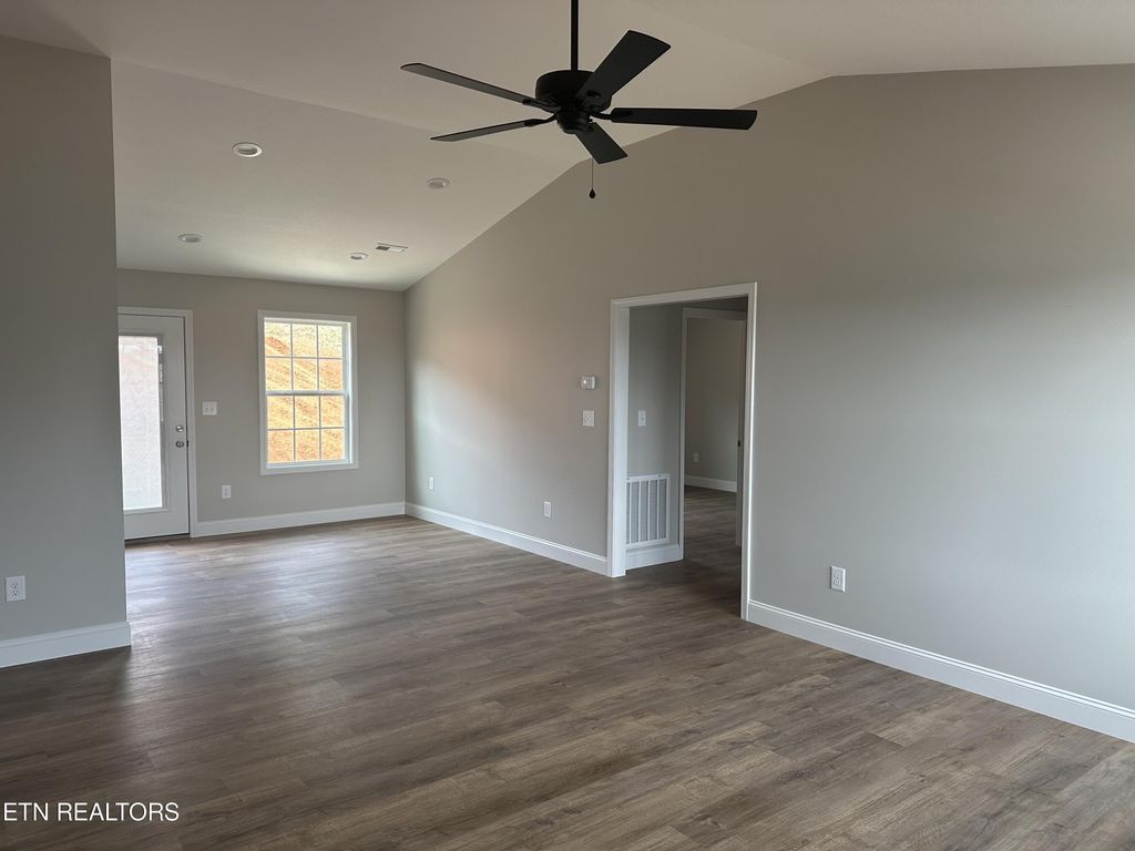 Photo of 120 Middle Glen Rd, Maynardville, TN 37807 (MLS # 1255051)