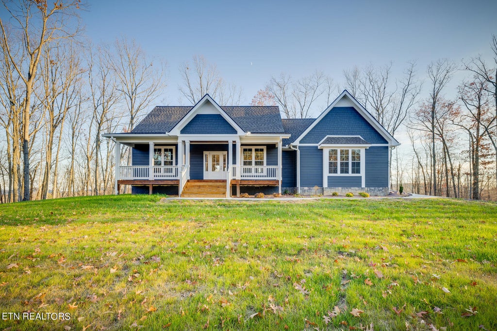 Photo of 695 Green Ridge Trail Trl, Harriman, TN 37748 (MLS # 1246565)