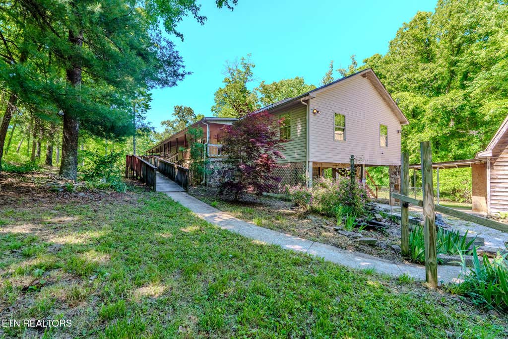 Photo of 2112 Smith Mountain Rd, Rockwood, TN 37854 (MLS # 1343394)