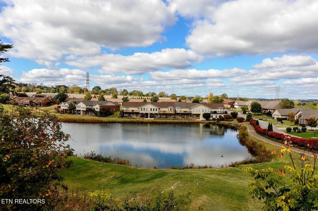 Photo of 815 Stetson Drive, Maryville, TN 37801 (MLS # 1330957)