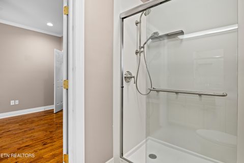 Tiny photo for 216 Peninsula Rd, Harriman, TN 37748 (MLS # 1321003)