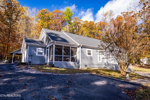 Tiny photo for 216 Peninsula Rd, Harriman, TN 37748 (MLS # 1321003)