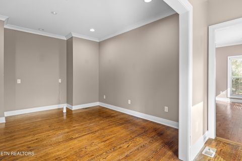 Tiny photo for 216 Peninsula Rd, Harriman, TN 37748 (MLS # 1321003)