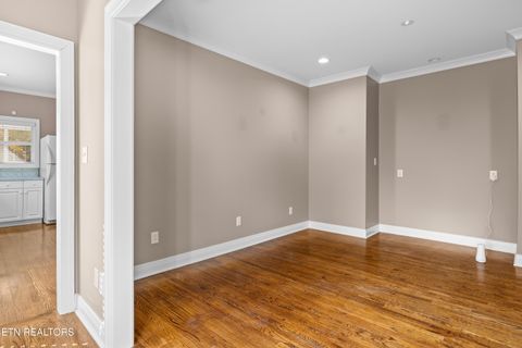 Tiny photo for 216 Peninsula Rd, Harriman, TN 37748 (MLS # 1321003)