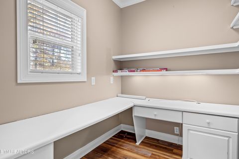 Tiny photo for 216 Peninsula Rd, Harriman, TN 37748 (MLS # 1321003)