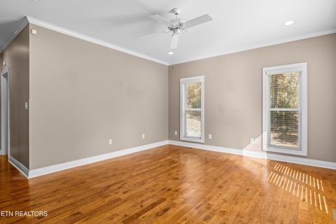 Tiny photo for 216 Peninsula Rd, Harriman, TN 37748 (MLS # 1321003)