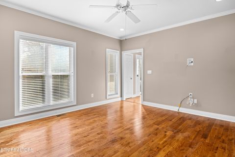 Tiny photo for 216 Peninsula Rd, Harriman, TN 37748 (MLS # 1321003)