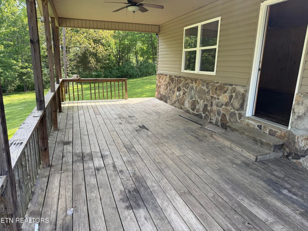 Photo of 318 Lee Rd, Lancing, TN 37770 (MLS # 1338183)