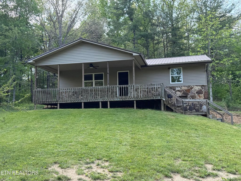 Photo of 318 Lee Rd, Lancing, TN 37770 (MLS # 1338183)
