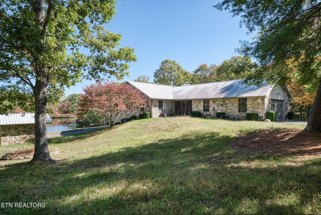 Photo of 1101 Tom Davidson Road Rd, Crab Orchard, TN 37723 (MLS # 1319320)