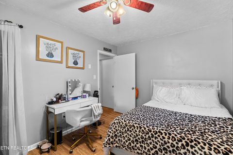 Tiny photo for 3245 Emerald Ave, Morristown, TN 37814 (MLS # 1317621)