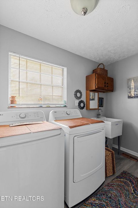 Tiny photo for 3245 Emerald Ave, Morristown, TN 37814 (MLS # 1317621)