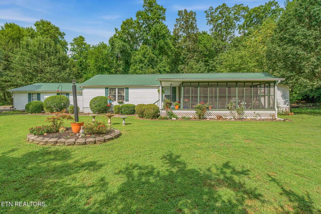 Photo of 136 Holber Rd, Harriman, TN 37748 (MLS # 1348804)