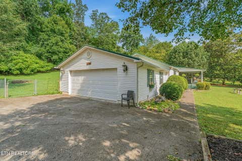 Tiny photo for 136 Holber Rd, Harriman, TN 37748 (MLS # 1348804)
