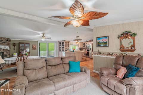 Tiny photo for 136 Holber Rd, Harriman, TN 37748 (MLS # 1348804)