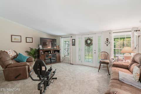 Tiny photo for 136 Holber Rd, Harriman, TN 37748 (MLS # 1348804)