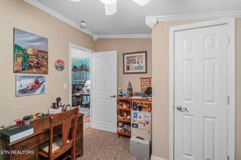 Tiny photo for 136 Holber Rd, Harriman, TN 37748 (MLS # 1348804)