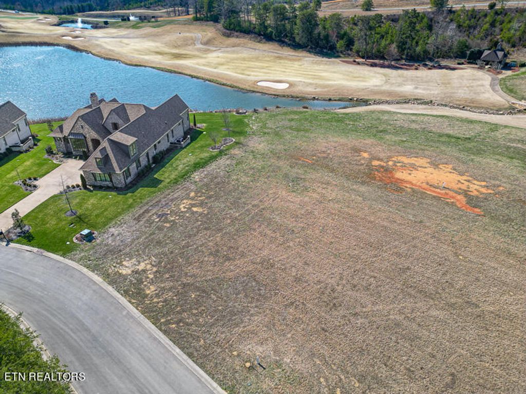 Photo of 517 Navigator Drive, Lenoir City, TN 37772 (MLS # 1254043)